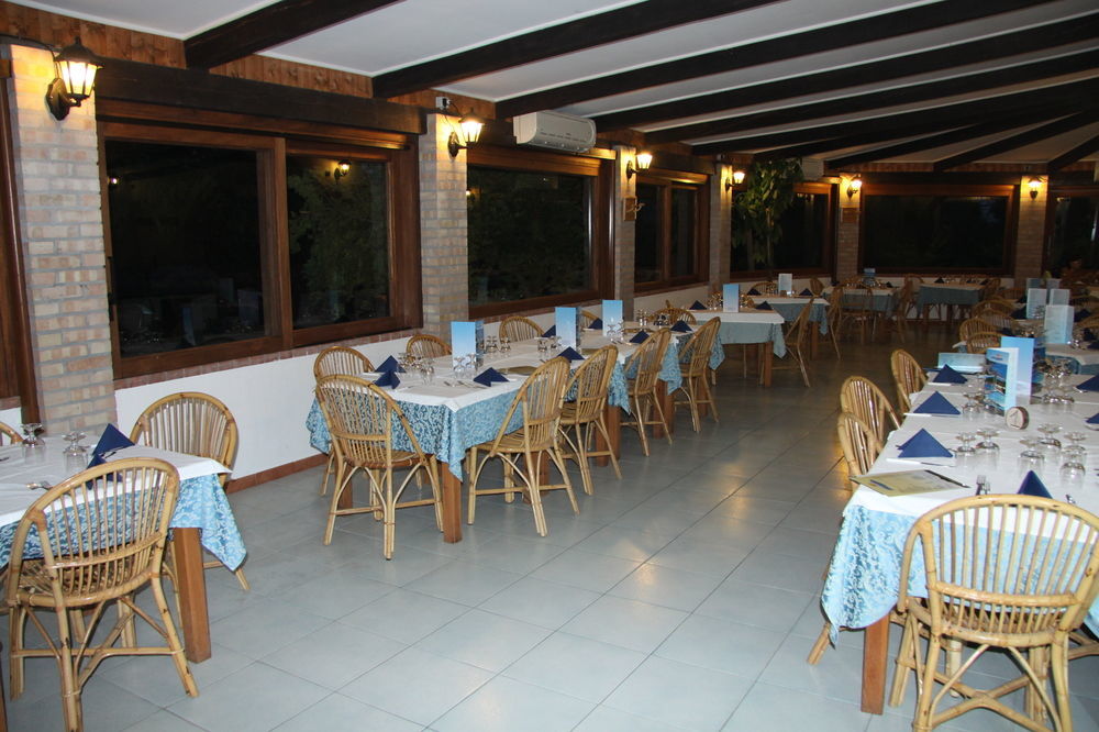 Villaggio Marinella Direttamente Sul Mare Parque de vacaciones 3*